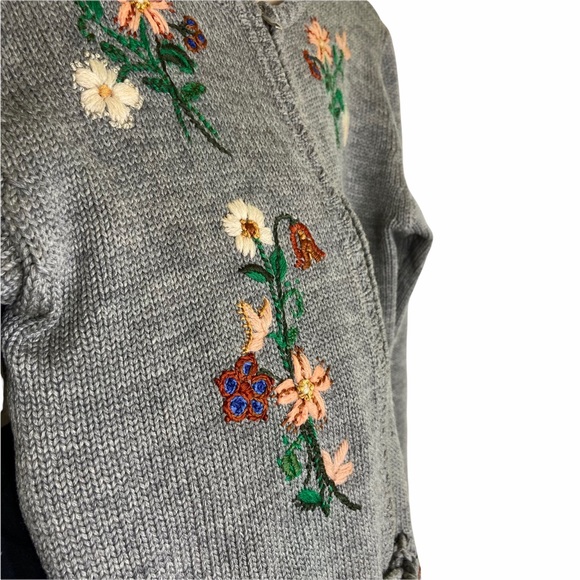 Vintage INDIA IMPORTS Small Knit Zip Cardigan Floral Embroidery Gray 70's 80s - Picture 5 of 9